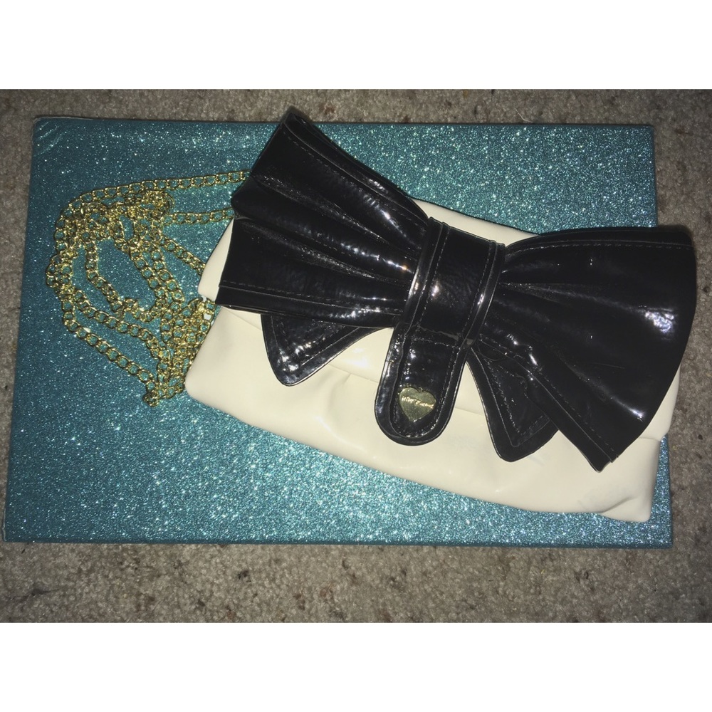 Betsey Johnson Faux Patent Bow Bag